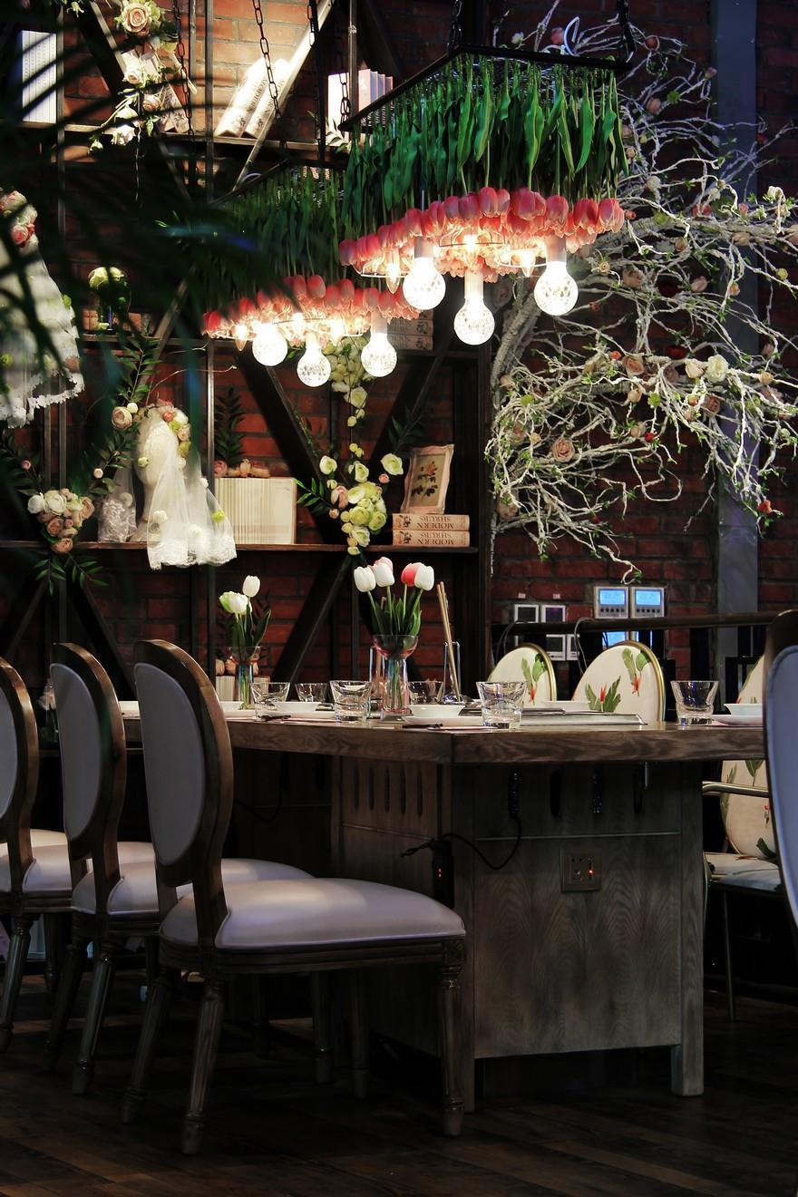 Flower 17 Hot Pot Restaurant – A Song of Flower and Fire-14