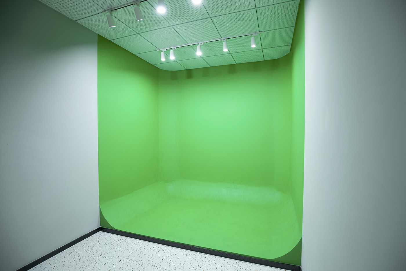 殷丹语言艺术品牌形象创建及视觉空间落地丨中国东莞-107