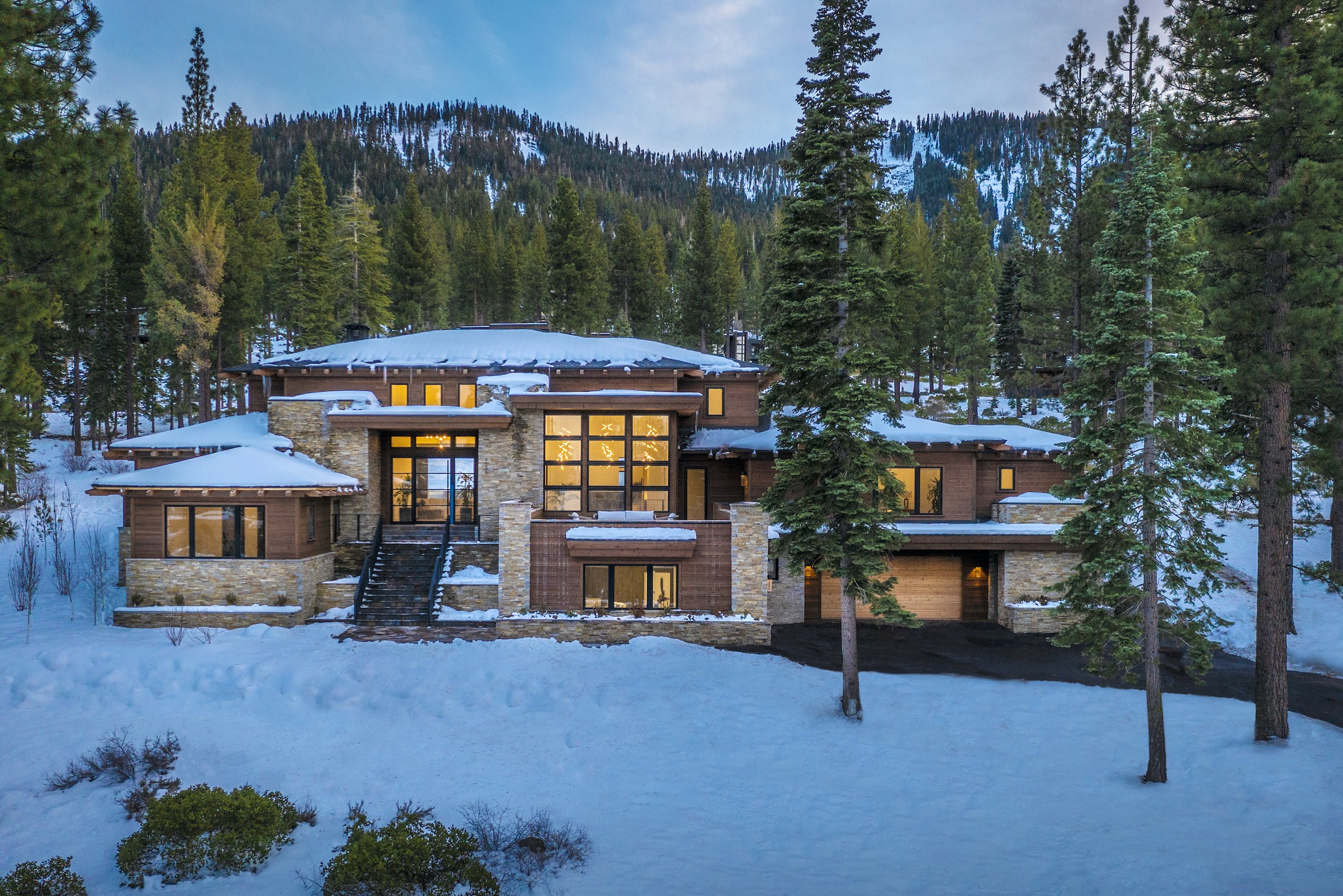 Galleries —  MAIDEN STEEL-30