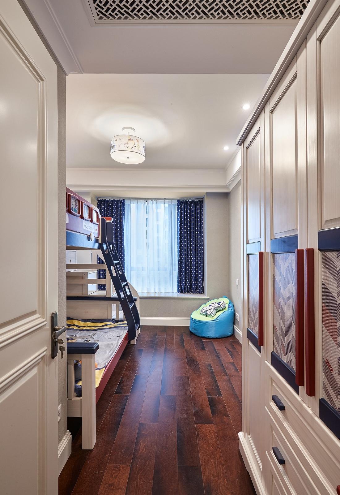 轻奢法式学区房设计-21