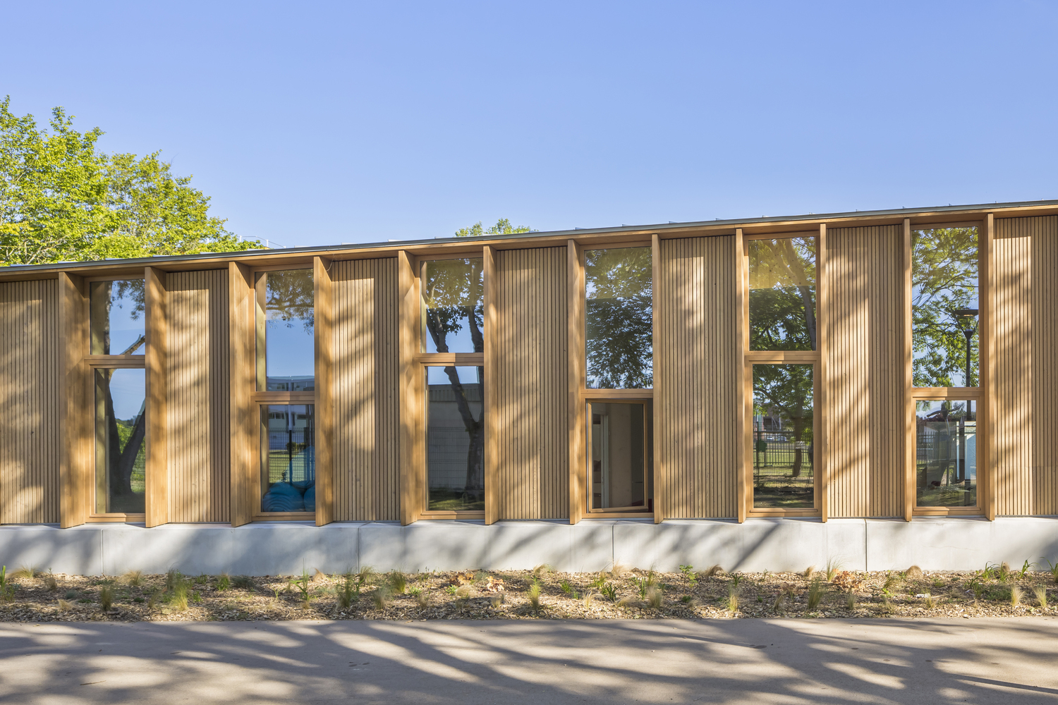 法国 Conflans-Sainte-Honorine 休闲中心与小学扩建项目-46