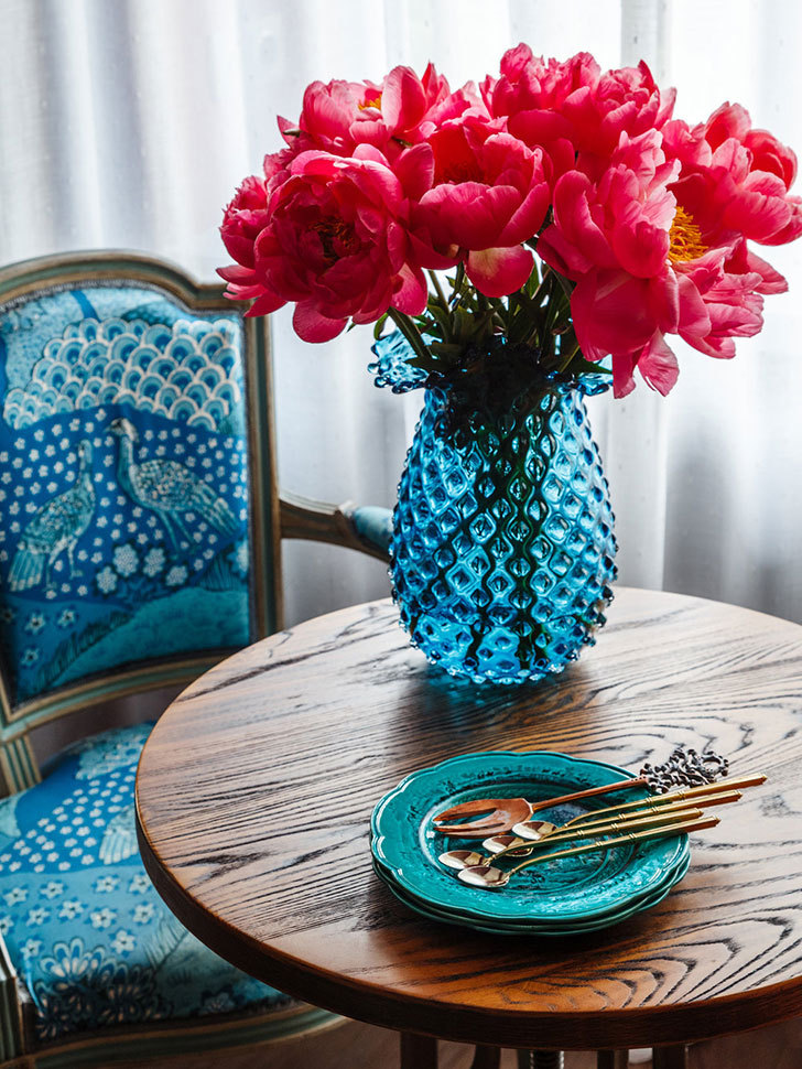 莫斯科 45 平米小公寓,设计师 Nadya Zotova 的彩色梦幻空间-12