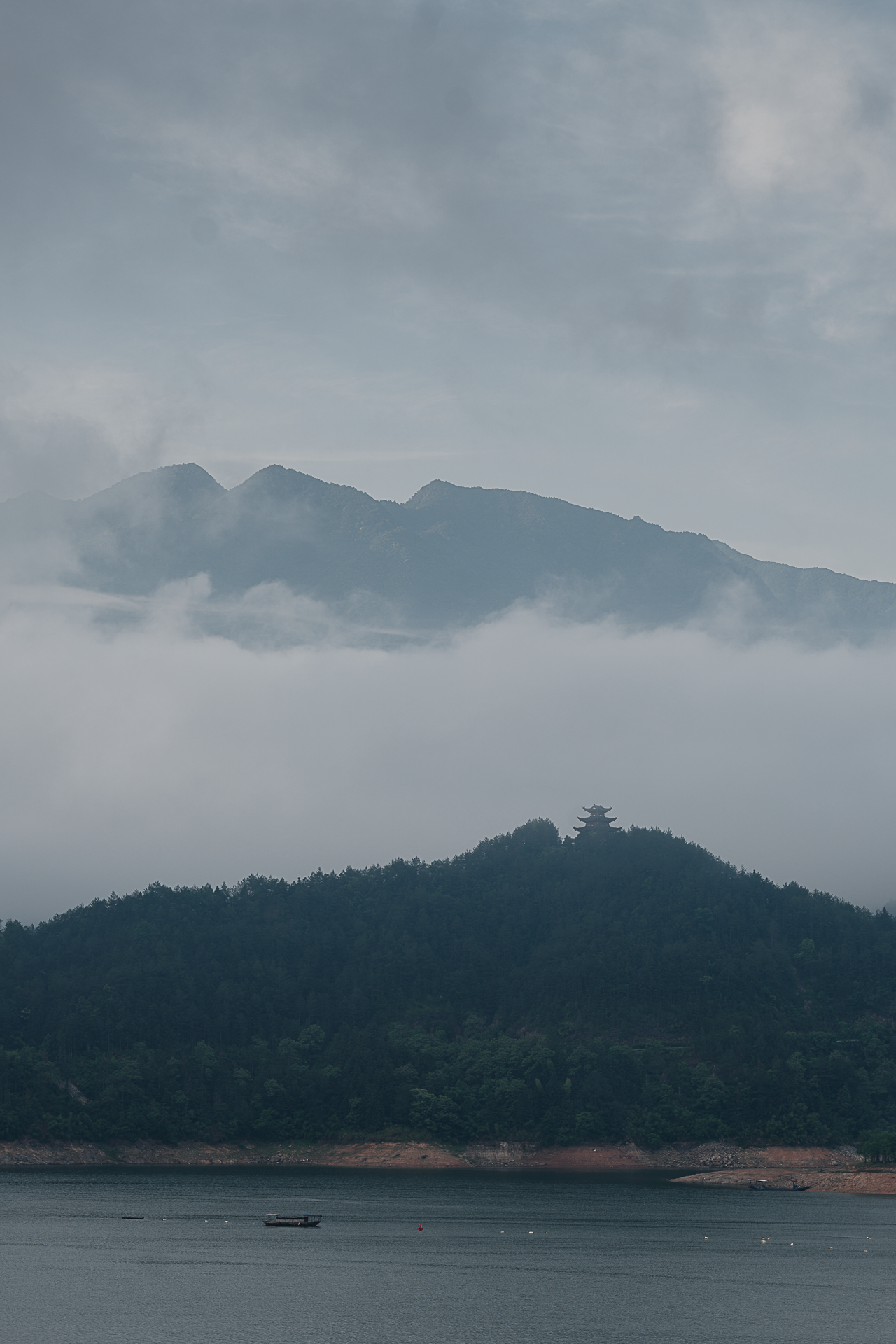 【山水的回响】一场自然栖居的诗意复兴丨中国浙江丨里厘空间设计-38