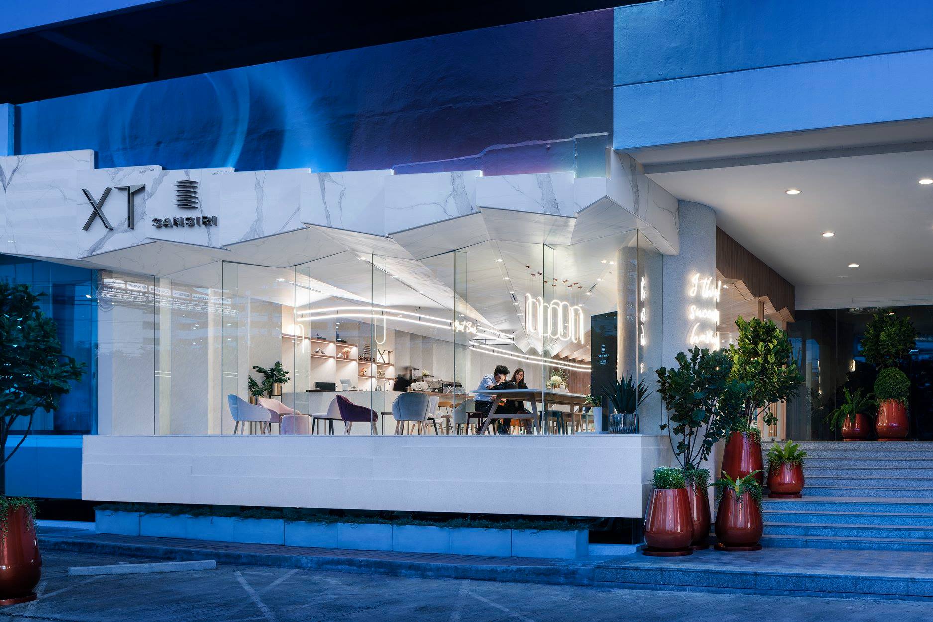 旋转吧!创意无限的销售画廊-9