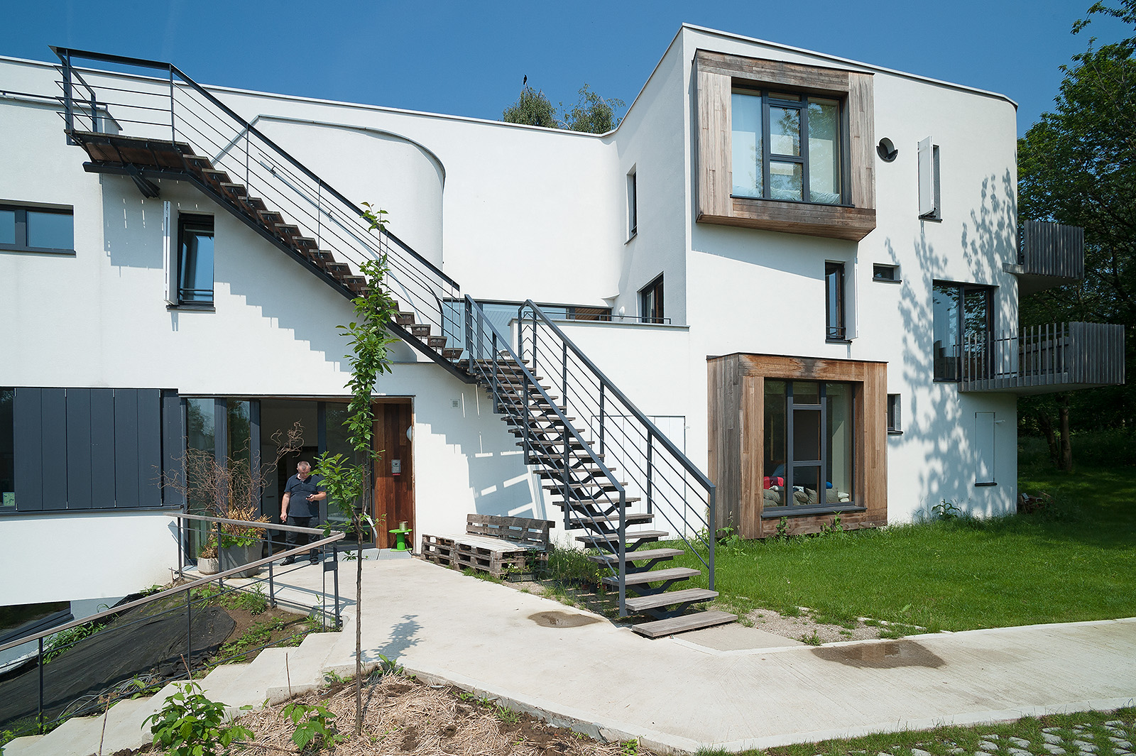 温馨疗愈空间——Potelier Les Pilifs 精神障碍患者夜宿中心-7