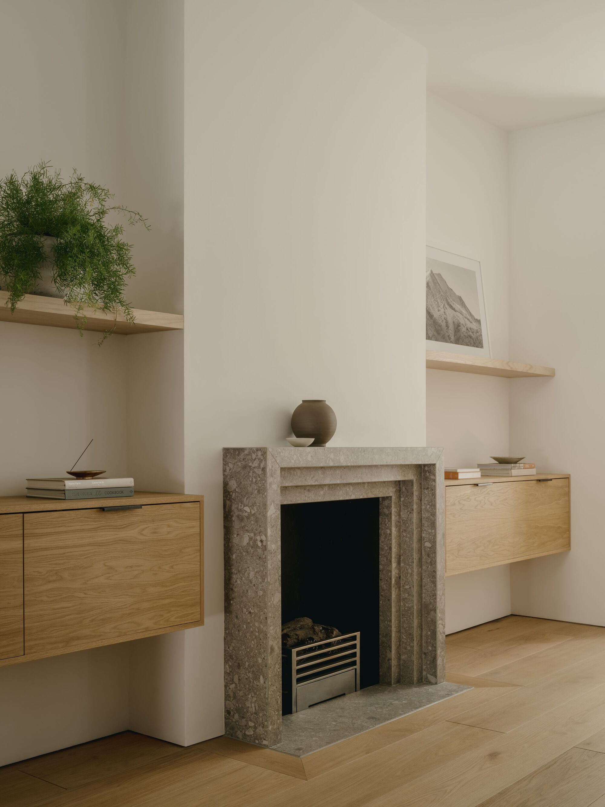 光隙间洒下光影的家庭住宅(注:komorebi是日语外来词,指从树叶缝隙间洒下的阳光) 丨英国伦敦丨ConForm Architects-44