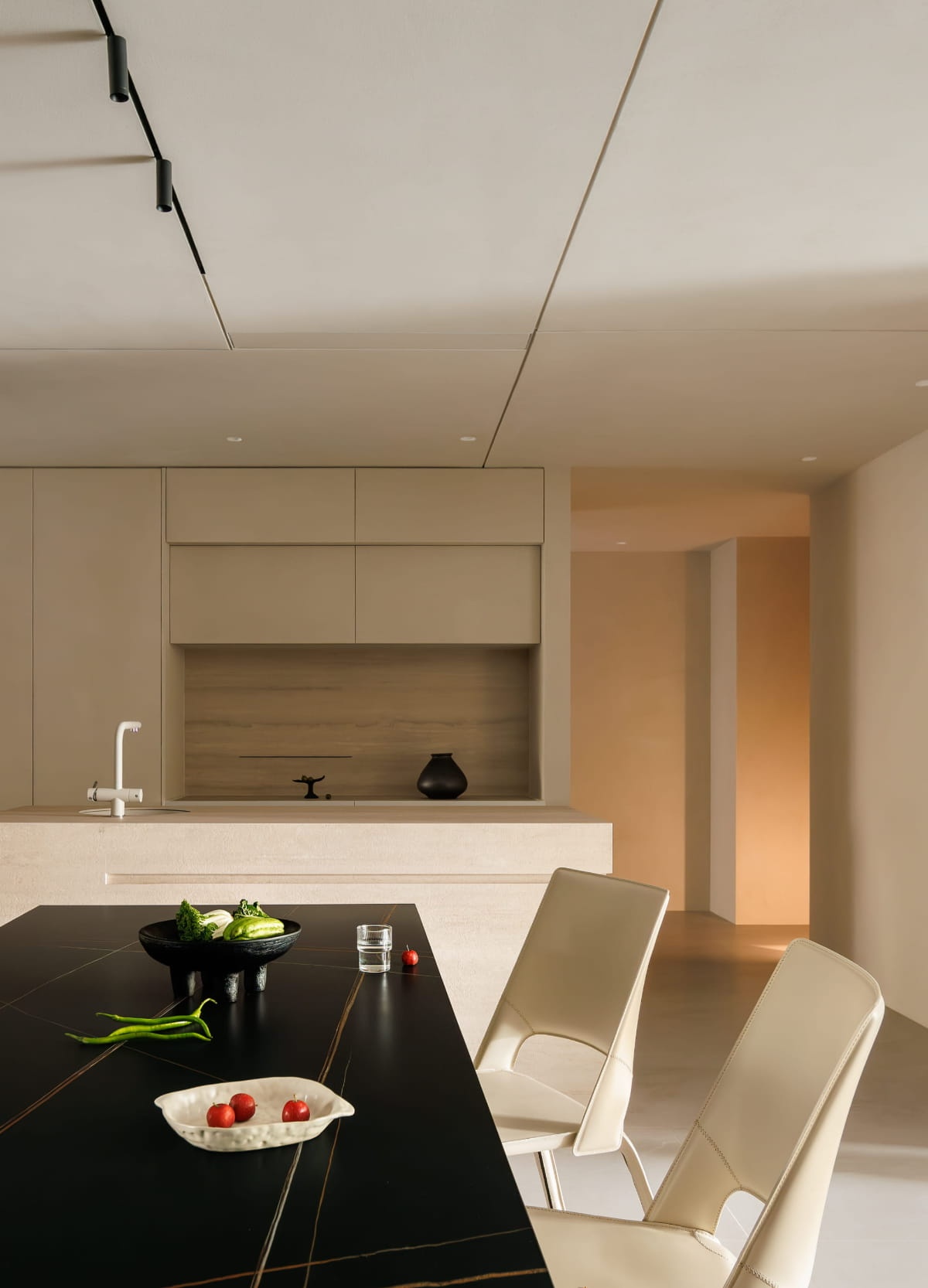 极简的诗意:在留白中触摸生活的质感丨赫设计-52