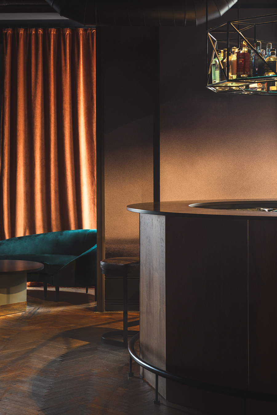 Autori Studio 打造独特休闲酒吧 | 惊喜与神秘并存-2