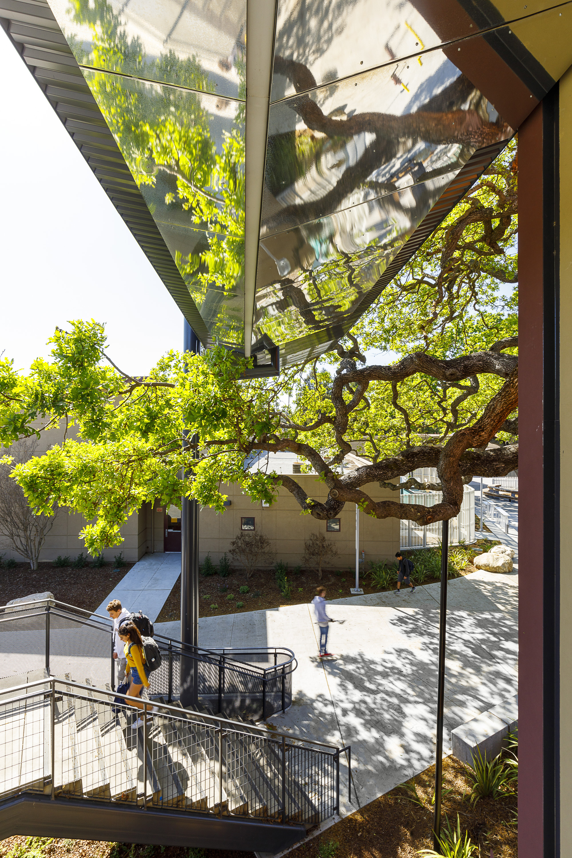 Menlo-Atherton High School STEM Building / LPA-28