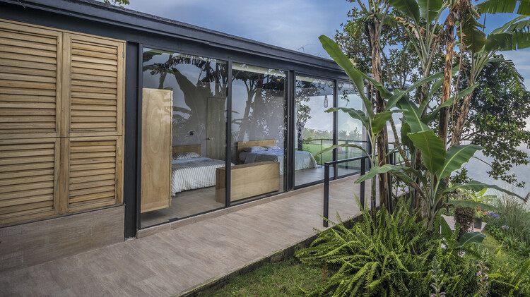 哥伦比亚房屋内部庭院设计-40