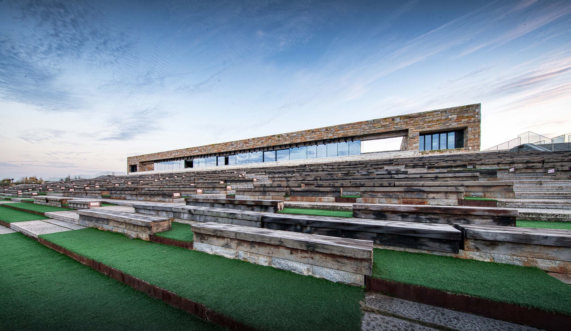 中国兴汉观演台设计丨中国汉中丨凡度设计事务所-29