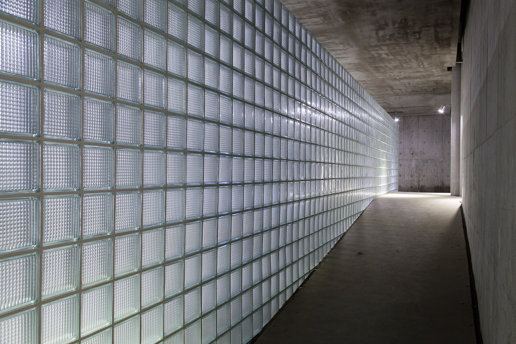 宁波柯力博物馆－混凝土框架与玻璃盒交响曲-48