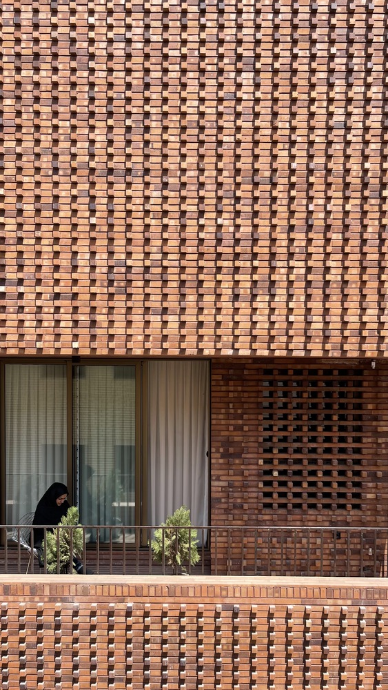 以文化为基础的内敛性红砖别墅设计（小巷之家）丨伊朗丨戈者设计-14