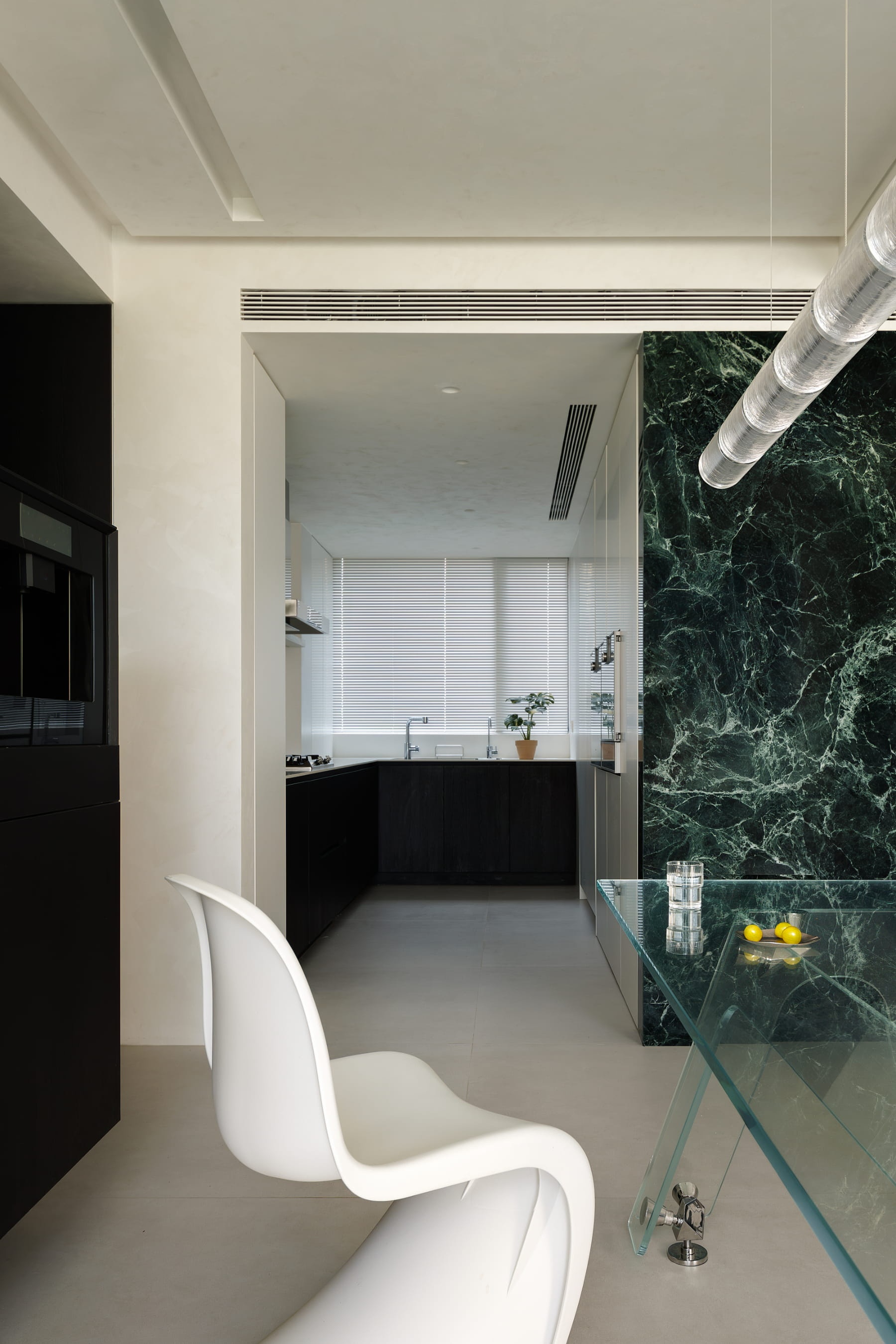 HURR赫设计丨极简中彰显趣味与品味的家-27