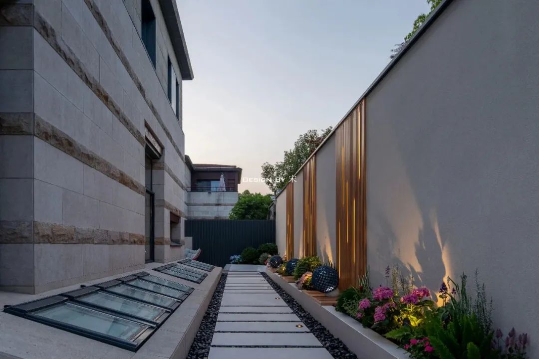 上海万科翡翠·斑斓丨中国上海丨苏州纵合横空间景观设计有限公司-31