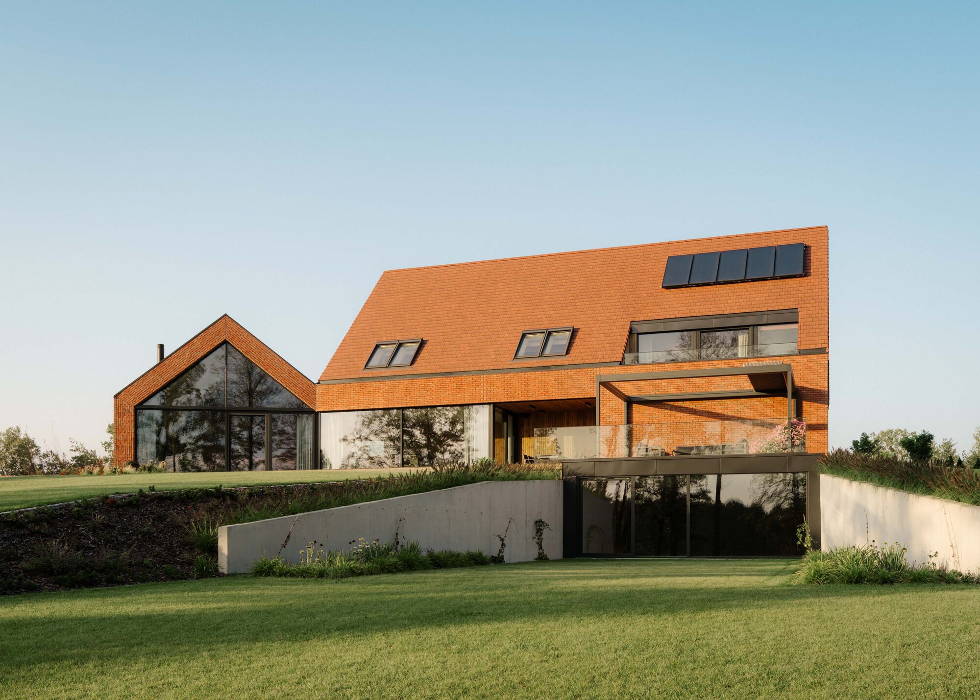 Single Family House / YY87 Architektura-26