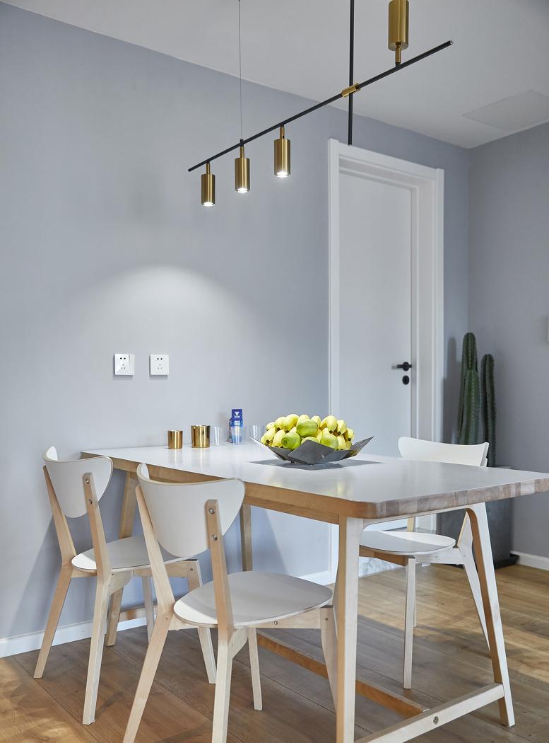 北漂航空家庭的简约宜居改造-20