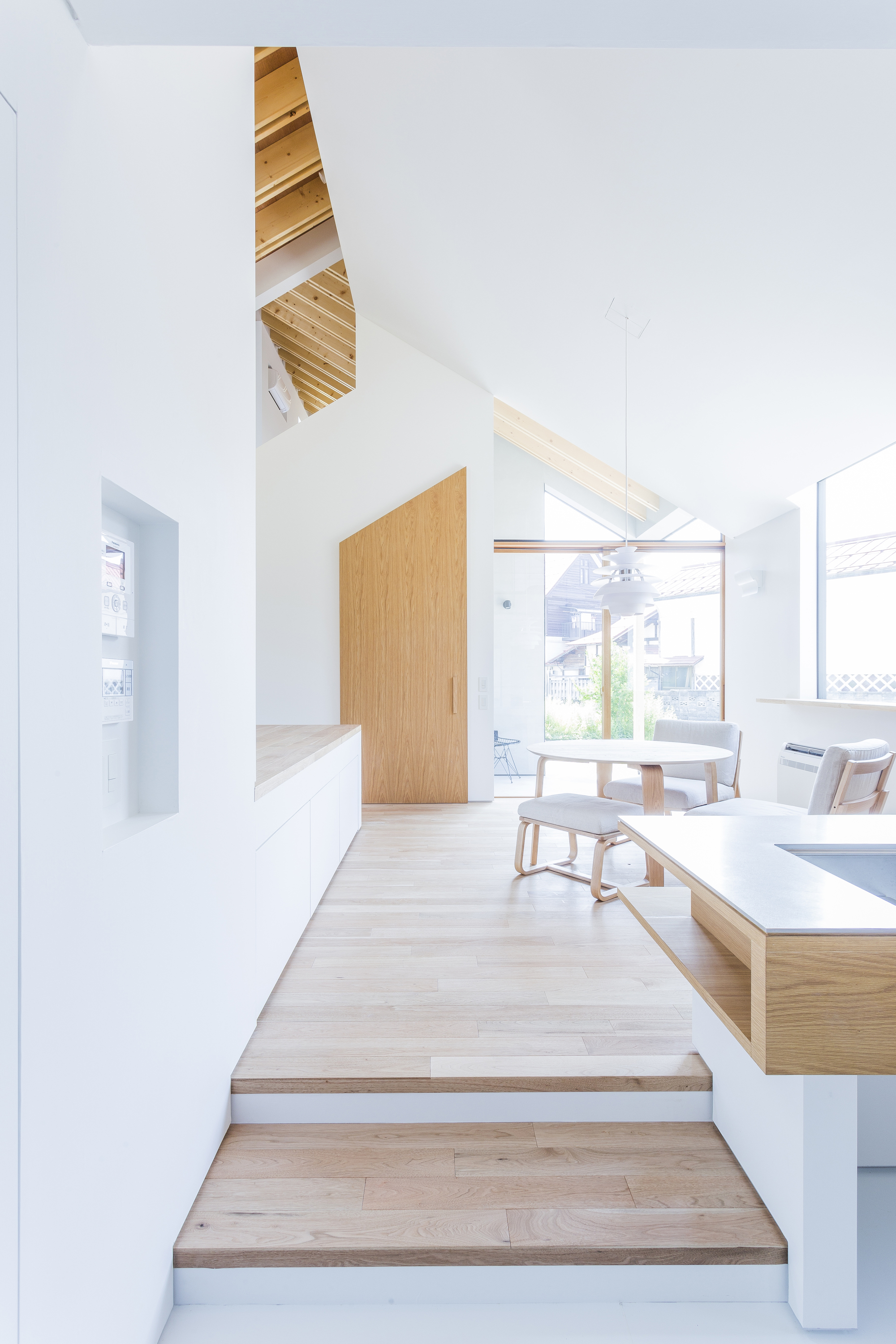 三角形层屋丨日本丨Maruta Architects-22