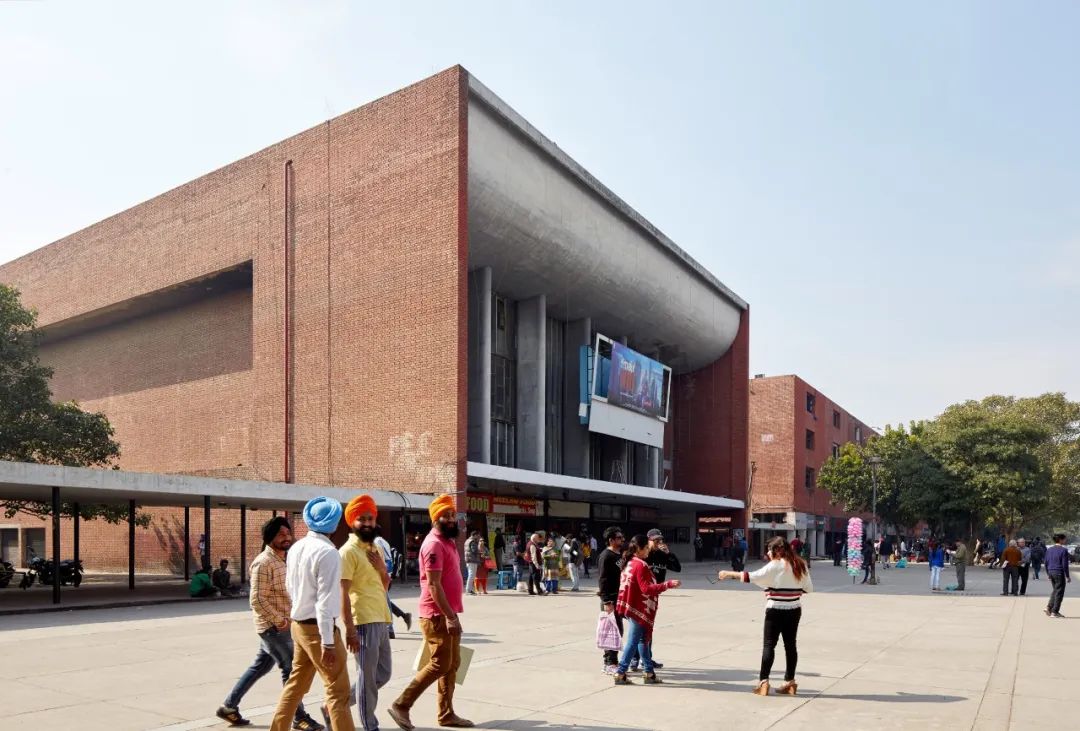 电影院的创新设计,AI 时代的行业趋势-70