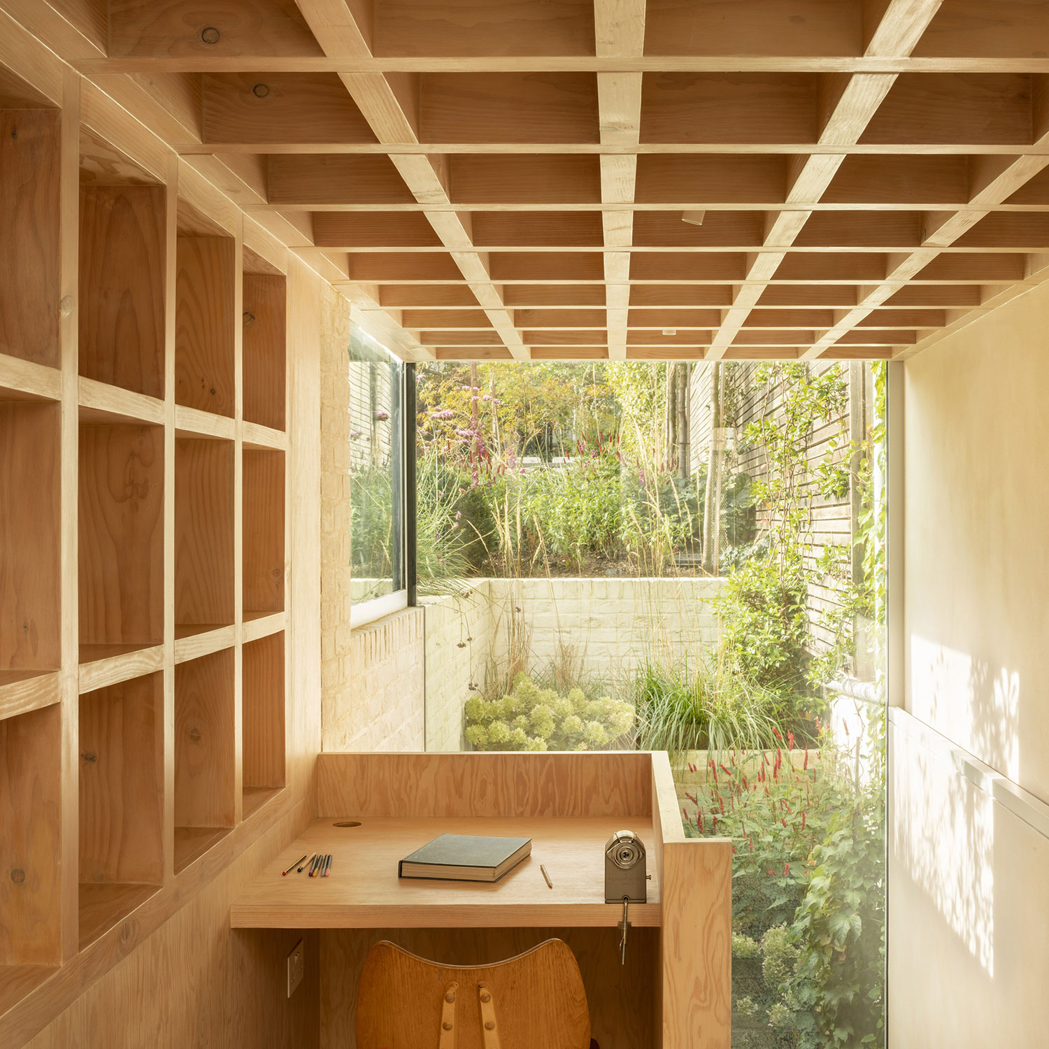 Heath House, London, UK / Proctor & Shaw | urdesignmag-4