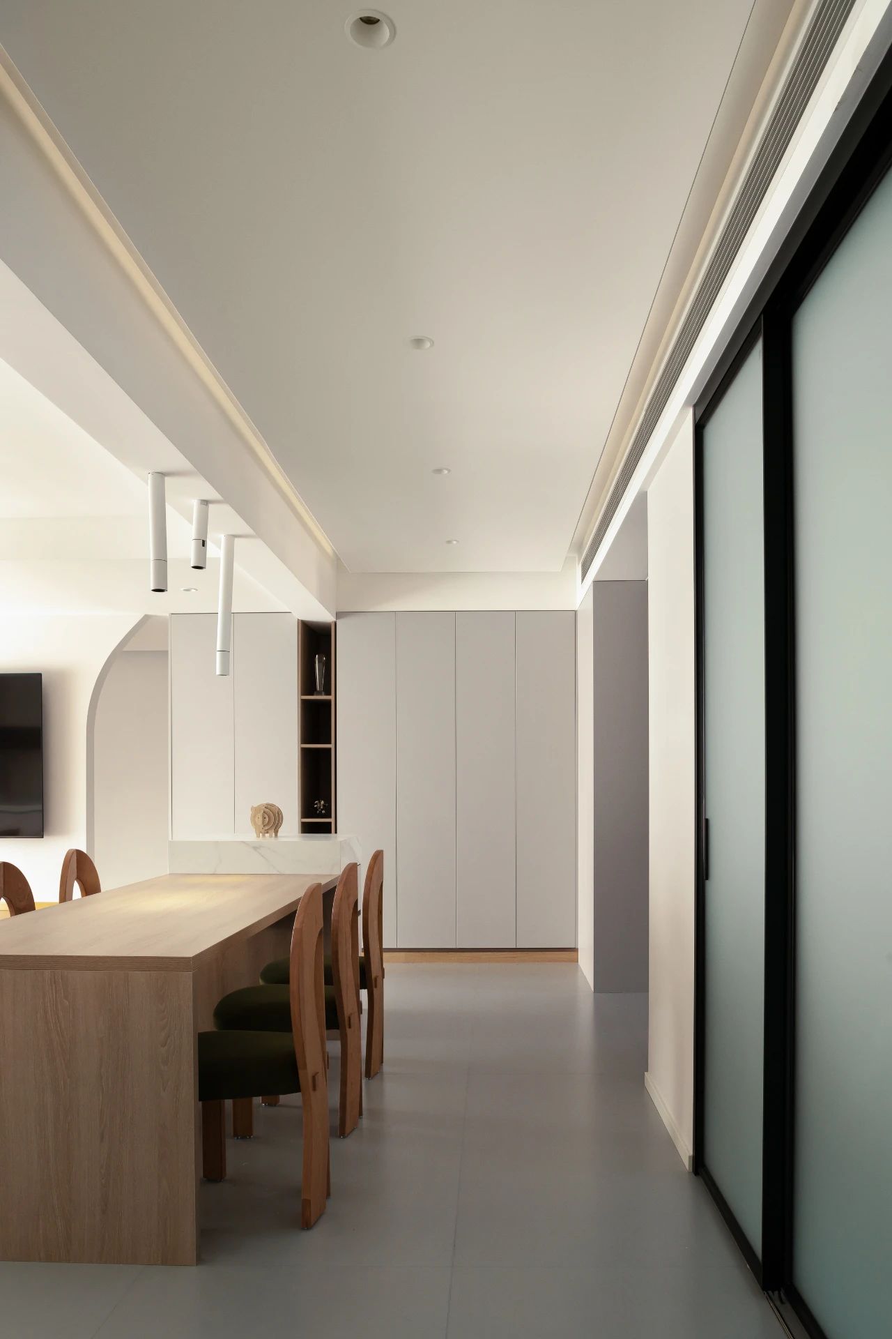 120㎡现代奶油风家居设计-14