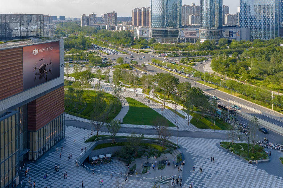 郑州郑东万象城景观设计丨中国郑州丨PLAND博度景观设计(上海)有限公司-12