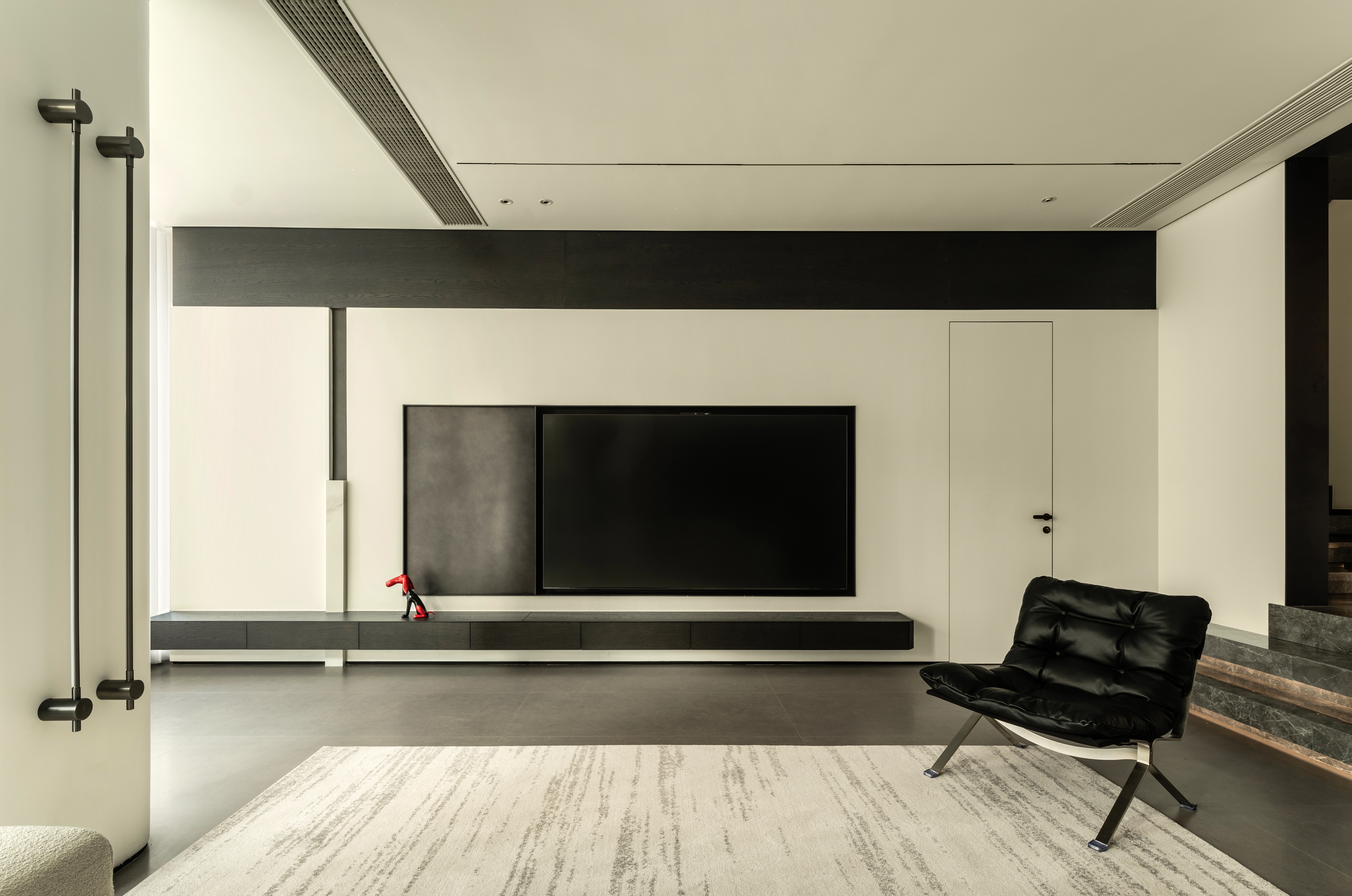 黑白重构,400㎡四层别墅的极简新生丨北岩-16