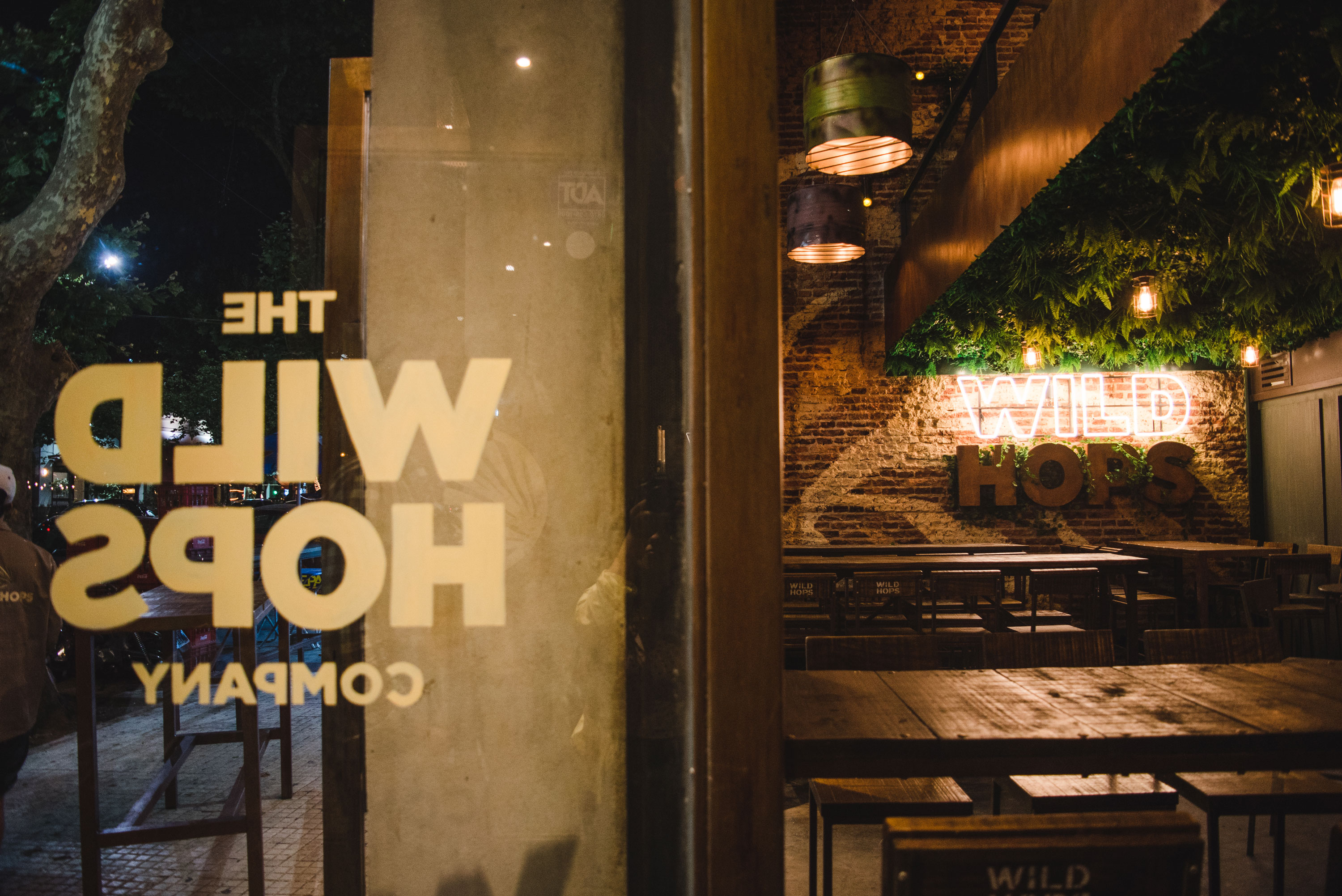 Wild Hops 啤酒品牌室内设计-13