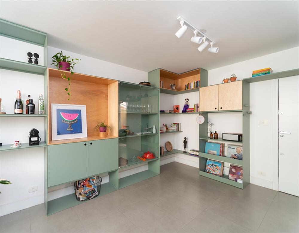 巴西 SP 公寓 | 独特木质设计，多功能客厅打造舒适住宅-3