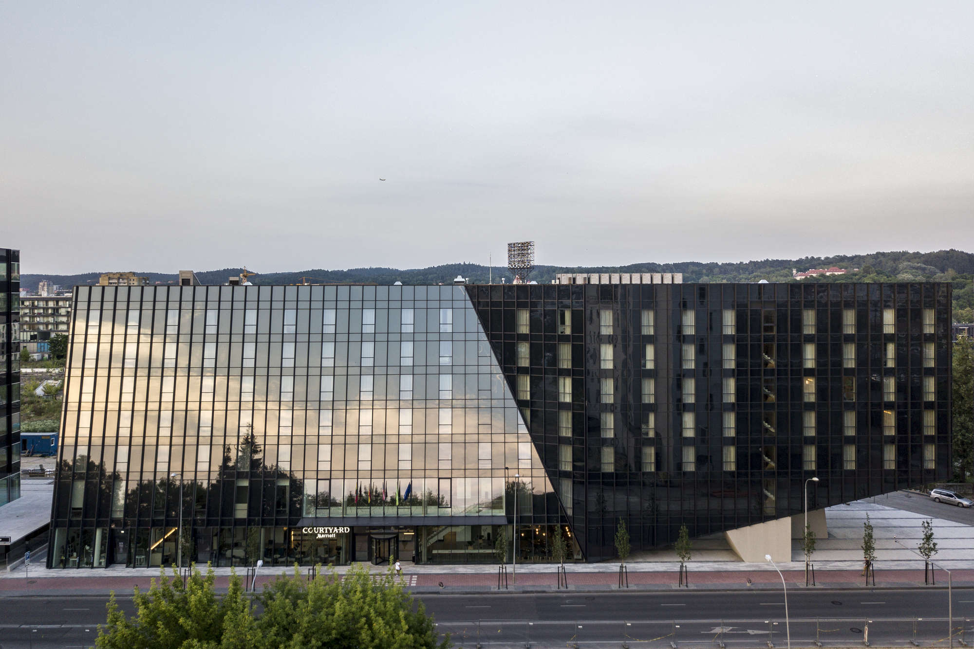 Hotel Courtyard by Marriott Vilnius Center  / Architectural Bureau G.Natkevicius & Partners-13