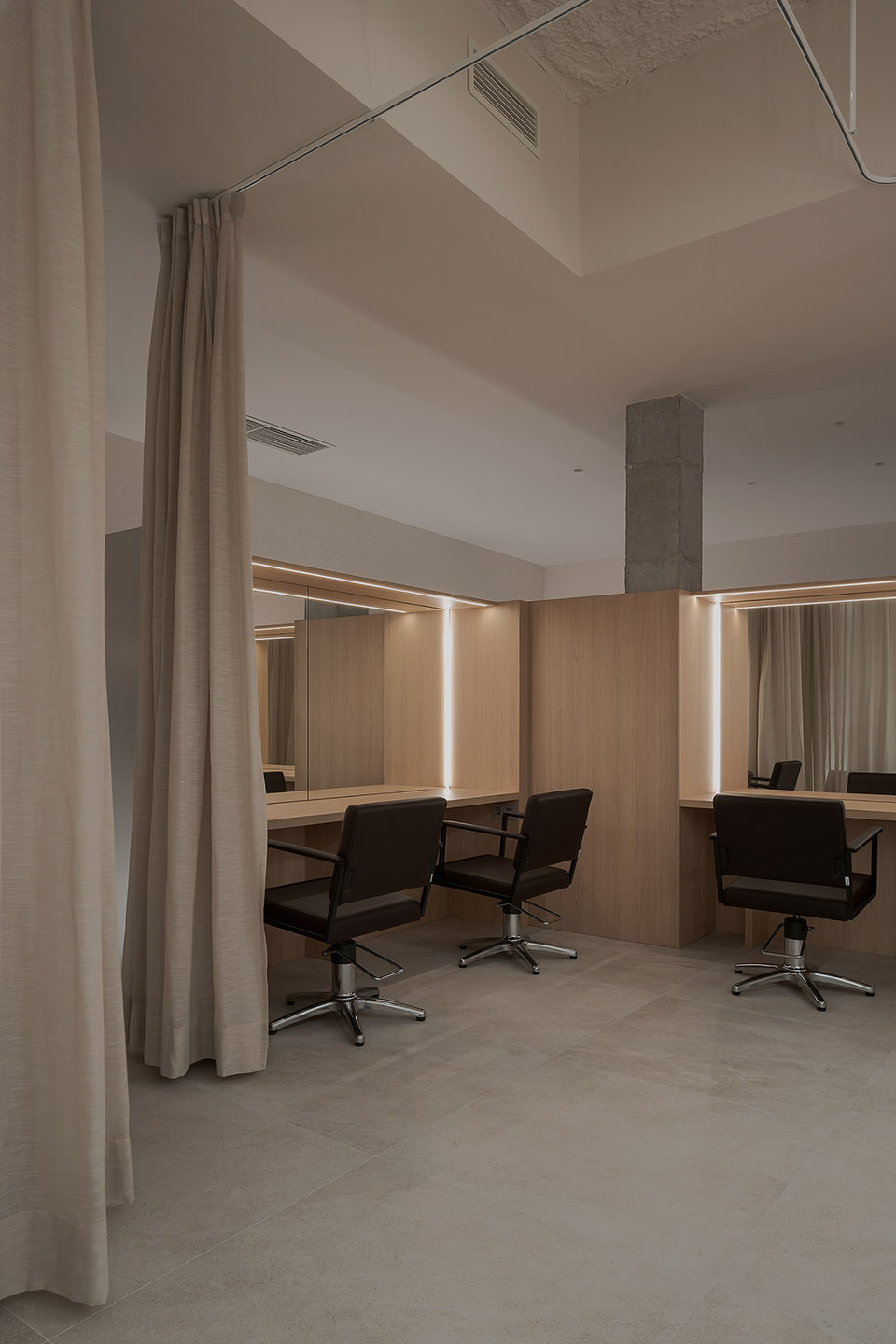 Carlos Pons美容沙龙丨西班牙蓬特韦德拉丨NAN Arquitectos-38