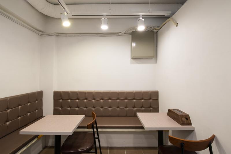 简约 8 坪韩式快餐店设计，空间利用的极致展现-6