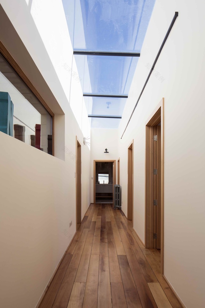 智利 Wulf House 湖畔别墅,融入景观与节能设计-27