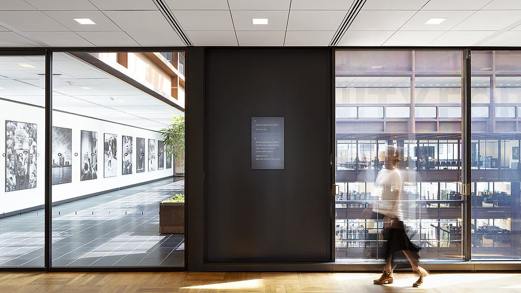 福布斯基金会 | Gensler 打造 60 年代风格的品牌设计-6