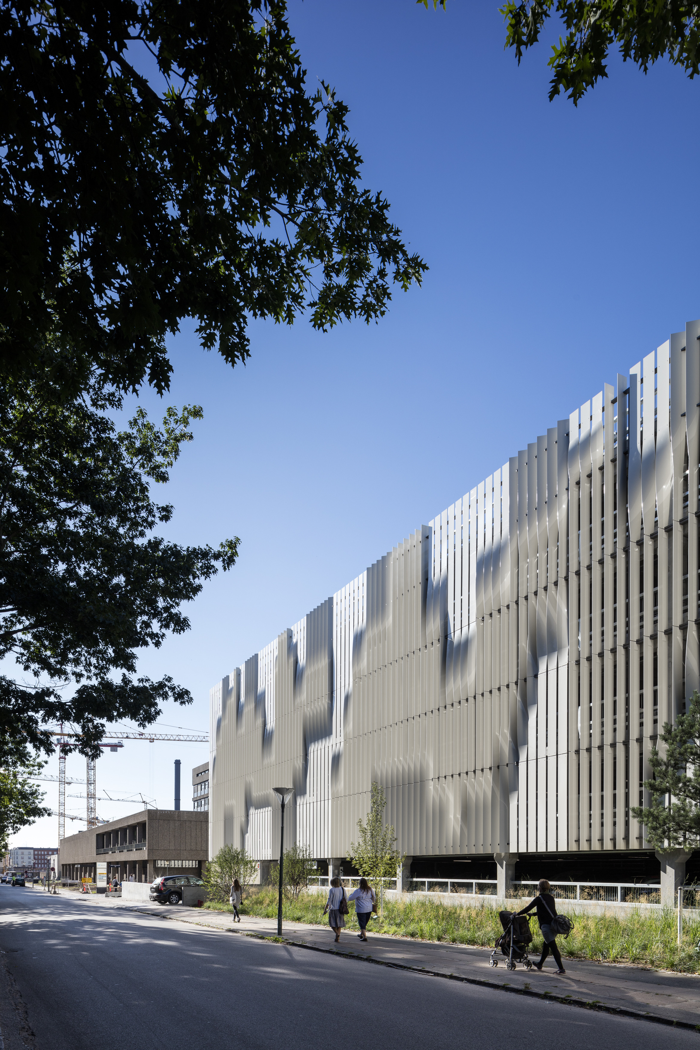 丹麦医院停车场-7