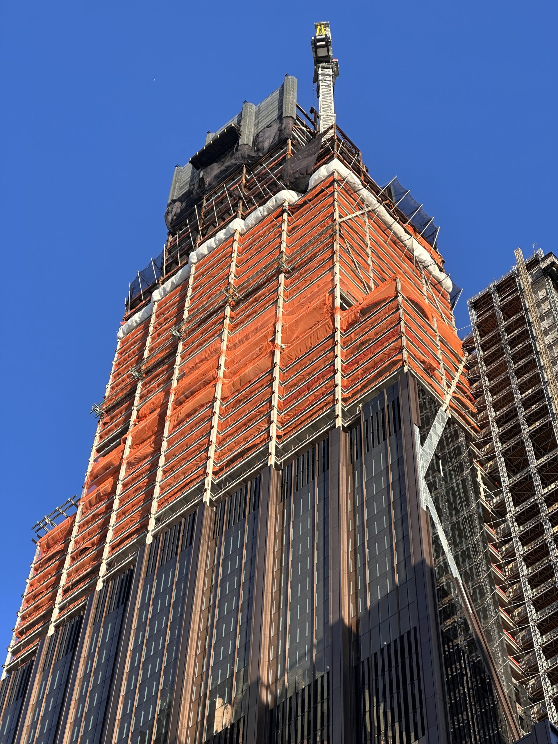 JPMorgan Chase's Supertall Nears its Pinnacle at 270 Park Avenue in Midtown East, Manhattan - New York YIMBY-12
