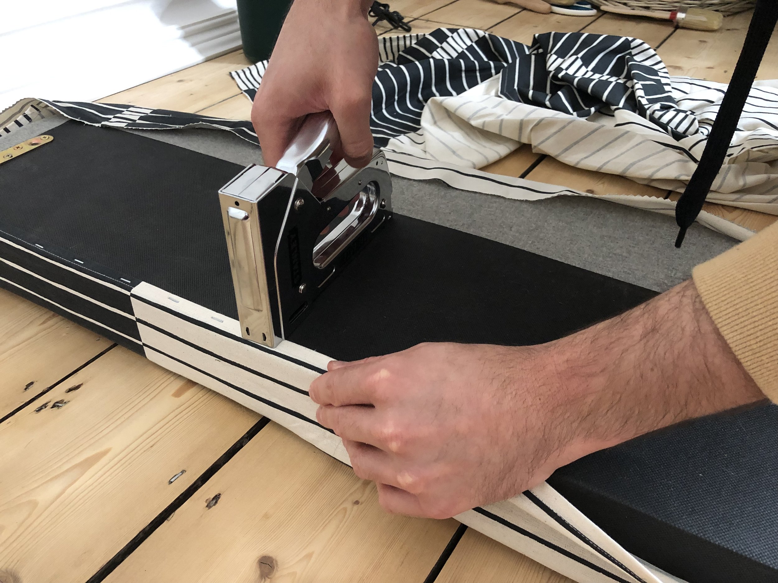 用桌布重新装饰床架改造主卧项目丨luke arthur wells-20