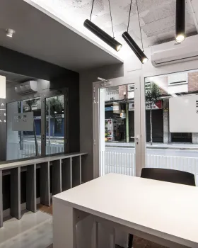 西班牙 Castellón de la Plana 的 TIC OFFICE 室内设计