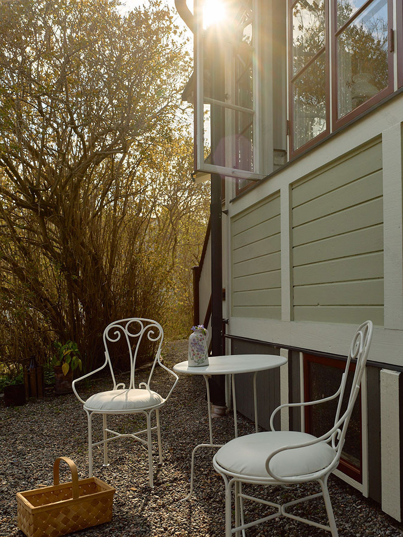 瑞典乡村小屋 | 塔楼与屋顶露台完美融合-36