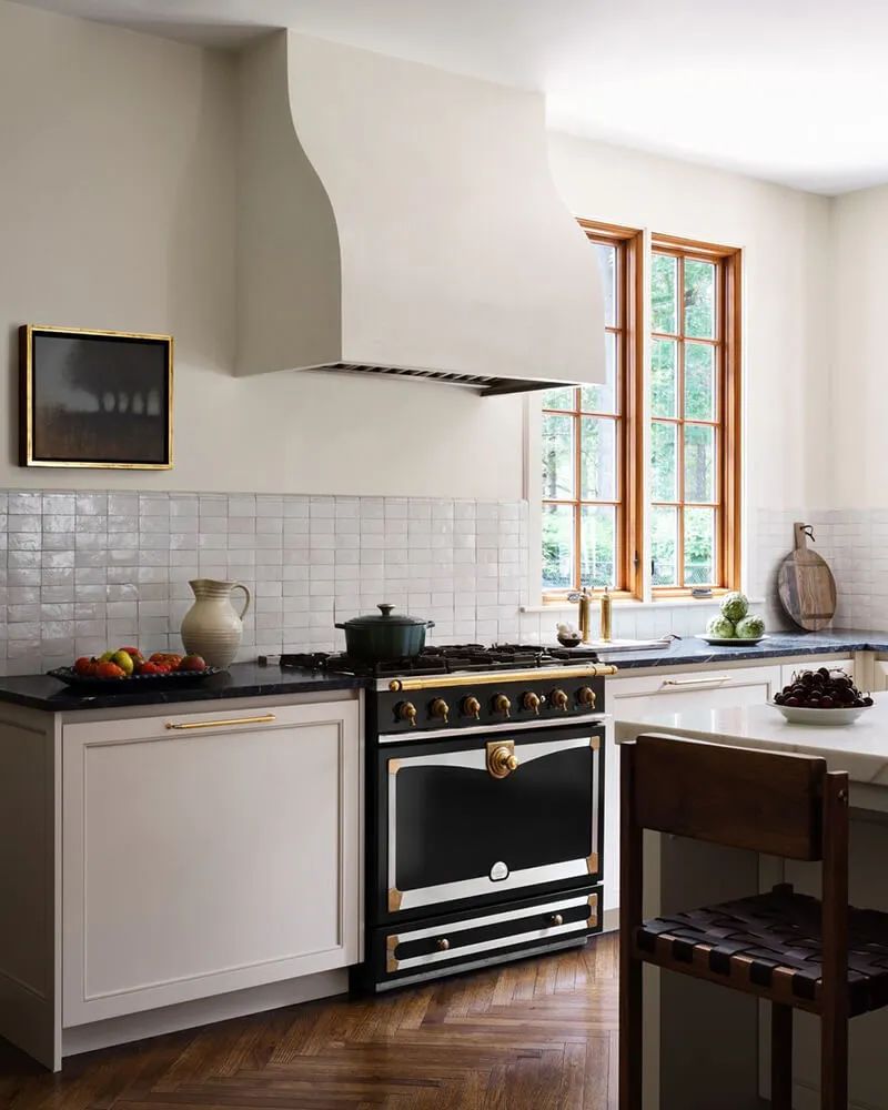 中古风殖民地住宅丨Nina Farmer-15