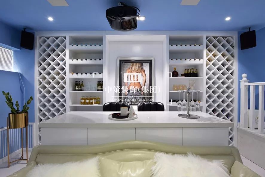 果林湖畔大别墅 | 现代简约风格下的空间重构-38