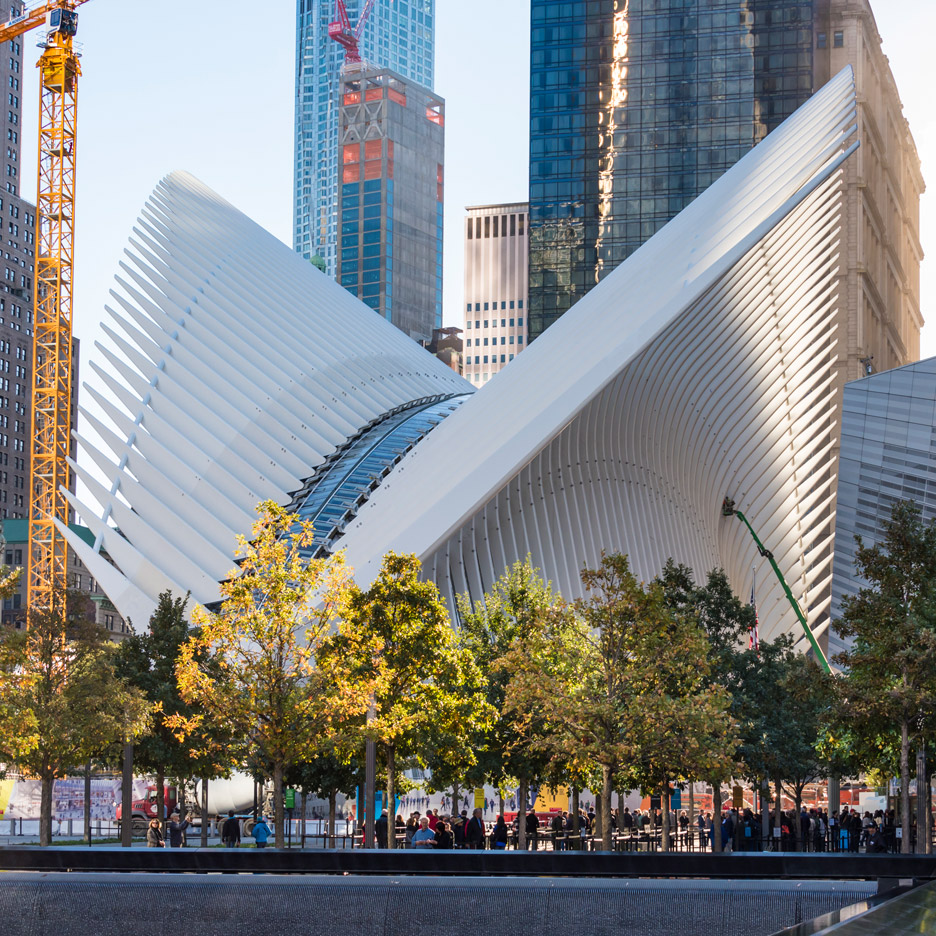 Calatrava's World Trade Center transit hub springs a leak-0