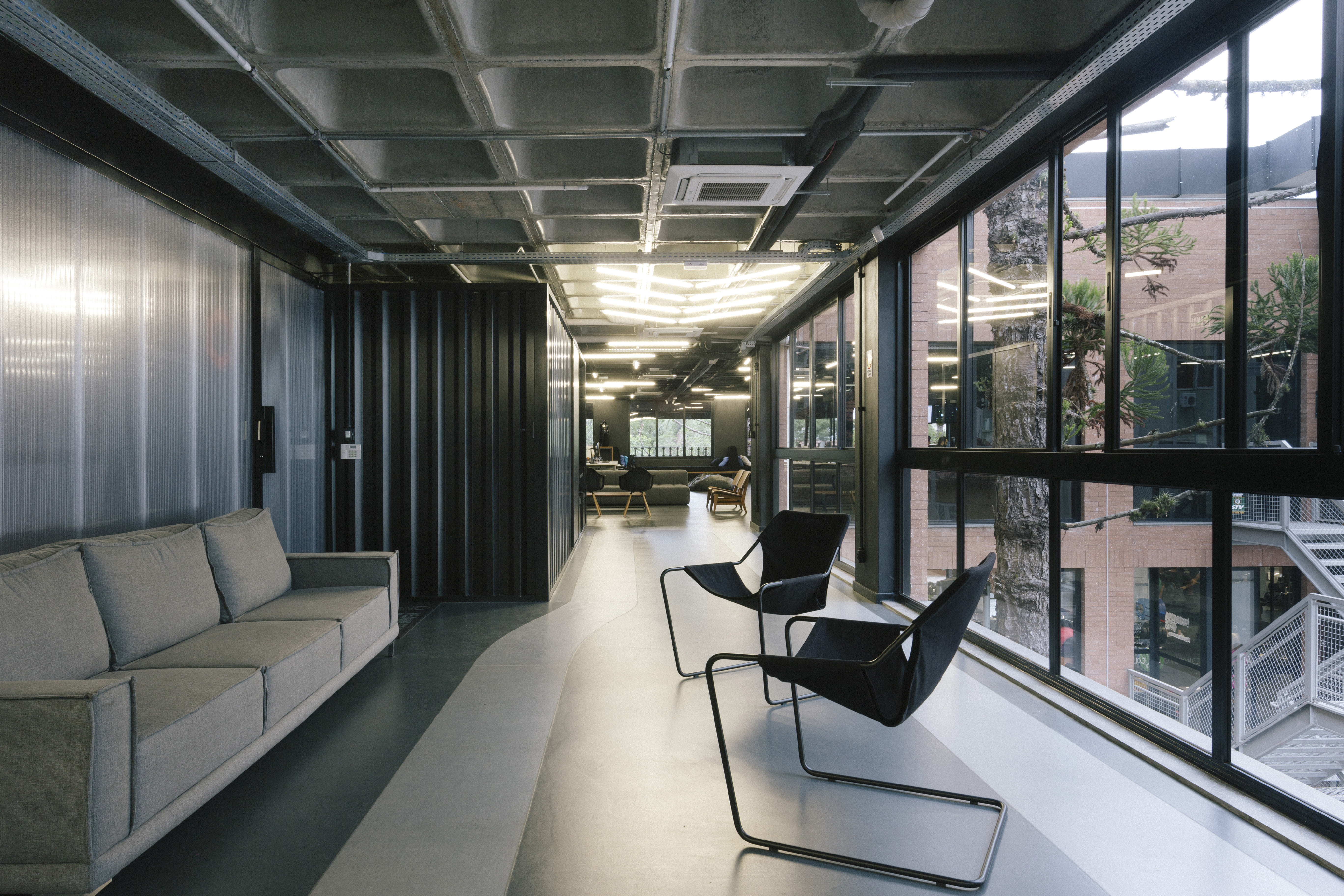 巴西 Azion 科技公司办公室 | 休闲科技风-25