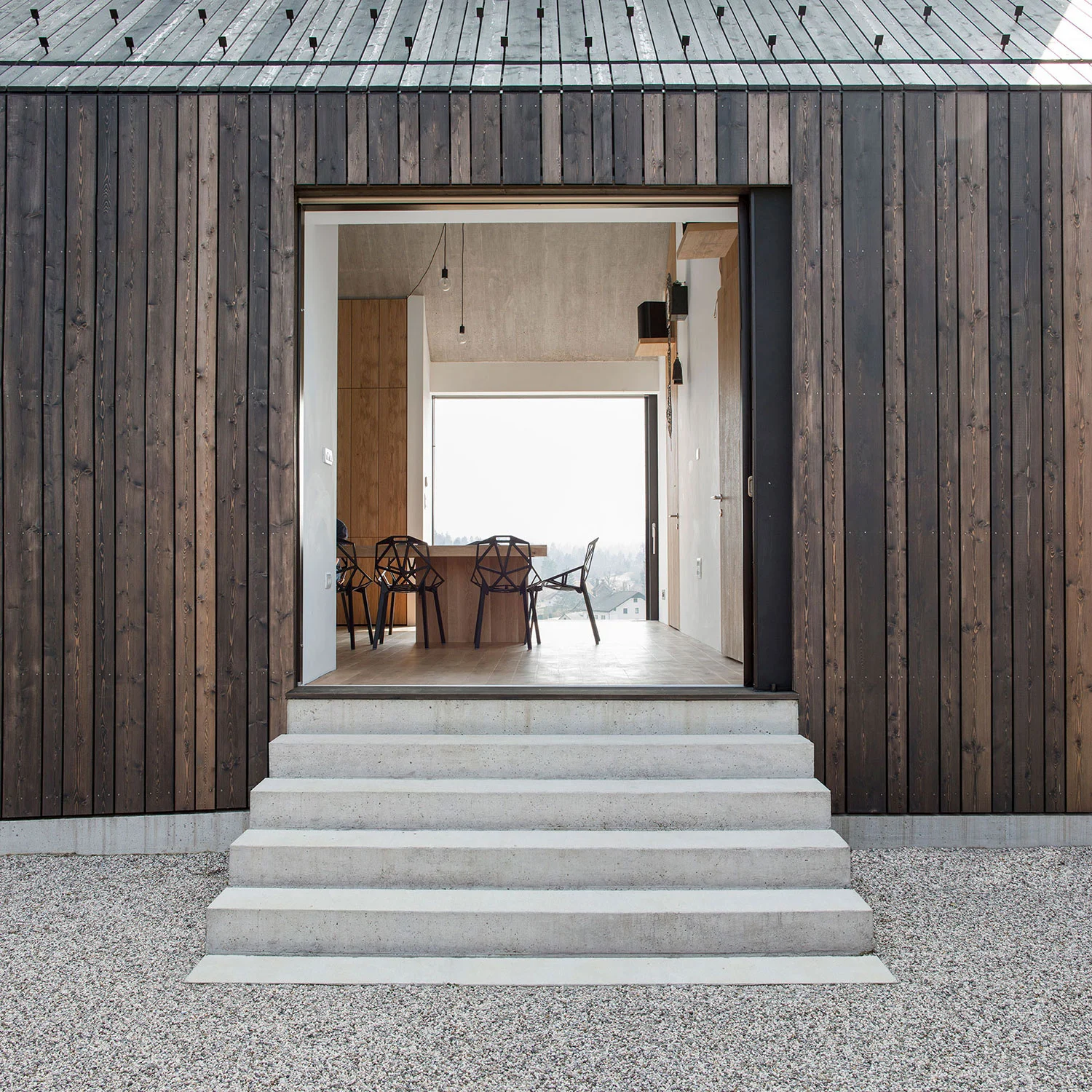 带烟囱的房子丨斯洛文尼亚丨dekleva gregorič architects-15