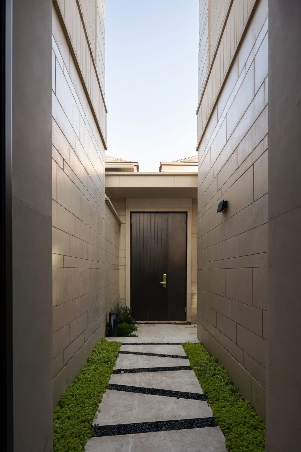 450㎡绿色亲子别墅里藏着一个地下乐园丨中国上海丨简狄设计事务所-11