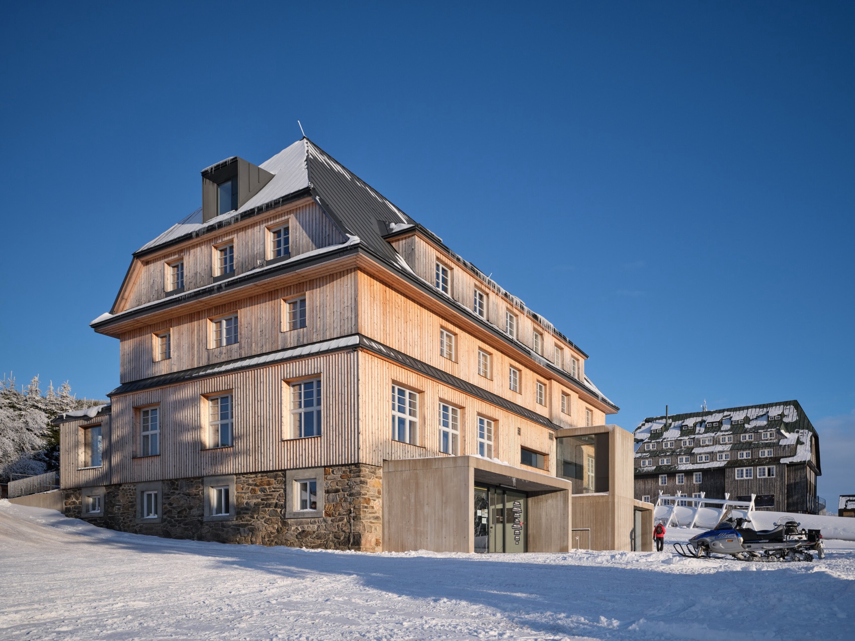 Hořec中心丨捷克丨ADR-19