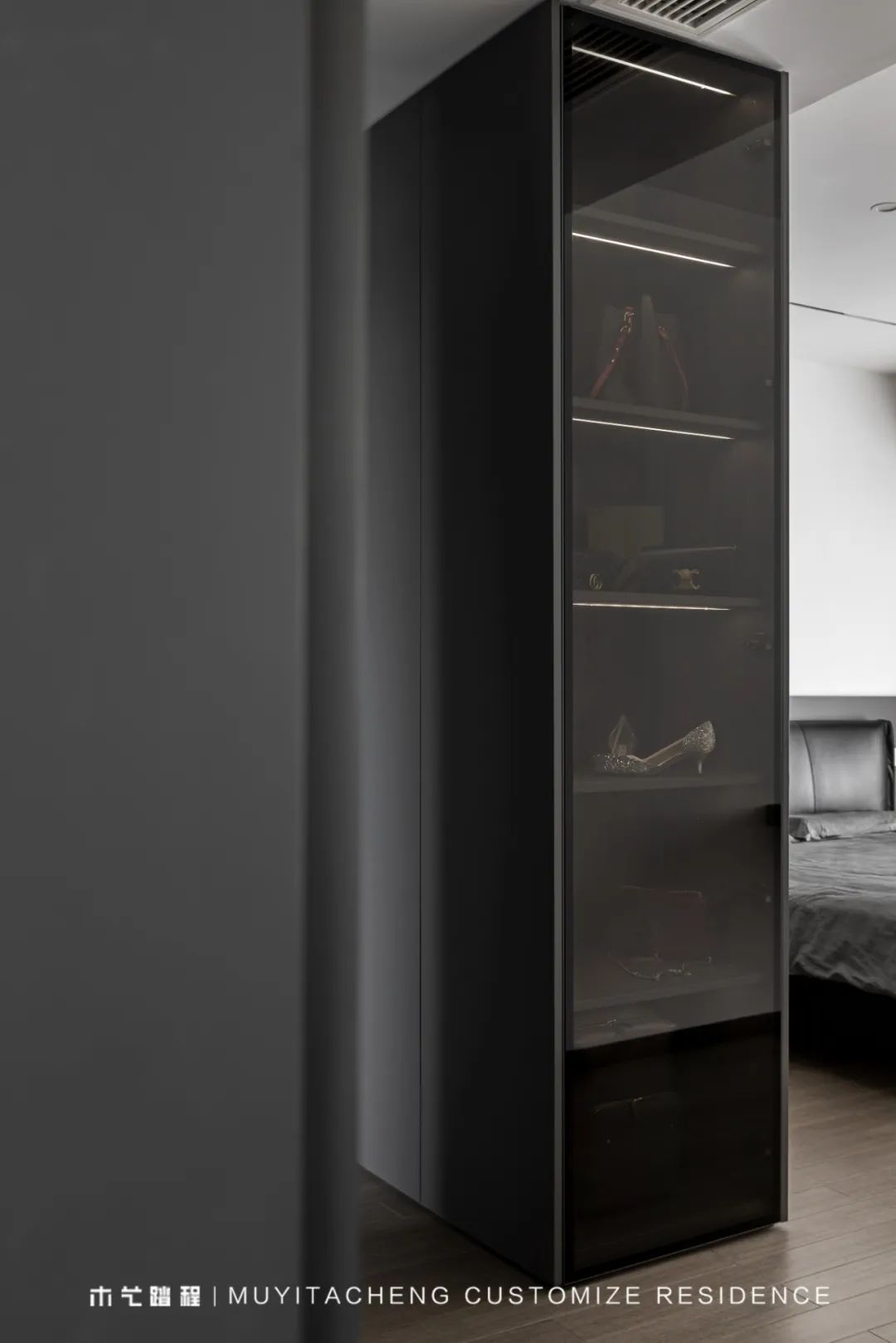 极简黑白,家的温度与高级定制丨中国重庆丨重庆木艺踏程全屋定制-47