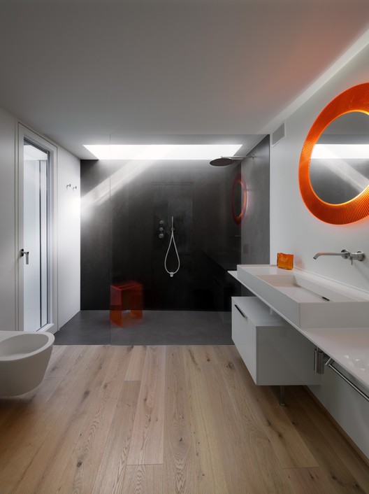 意大利 Treviso 郊区“T”形住宅设计-47