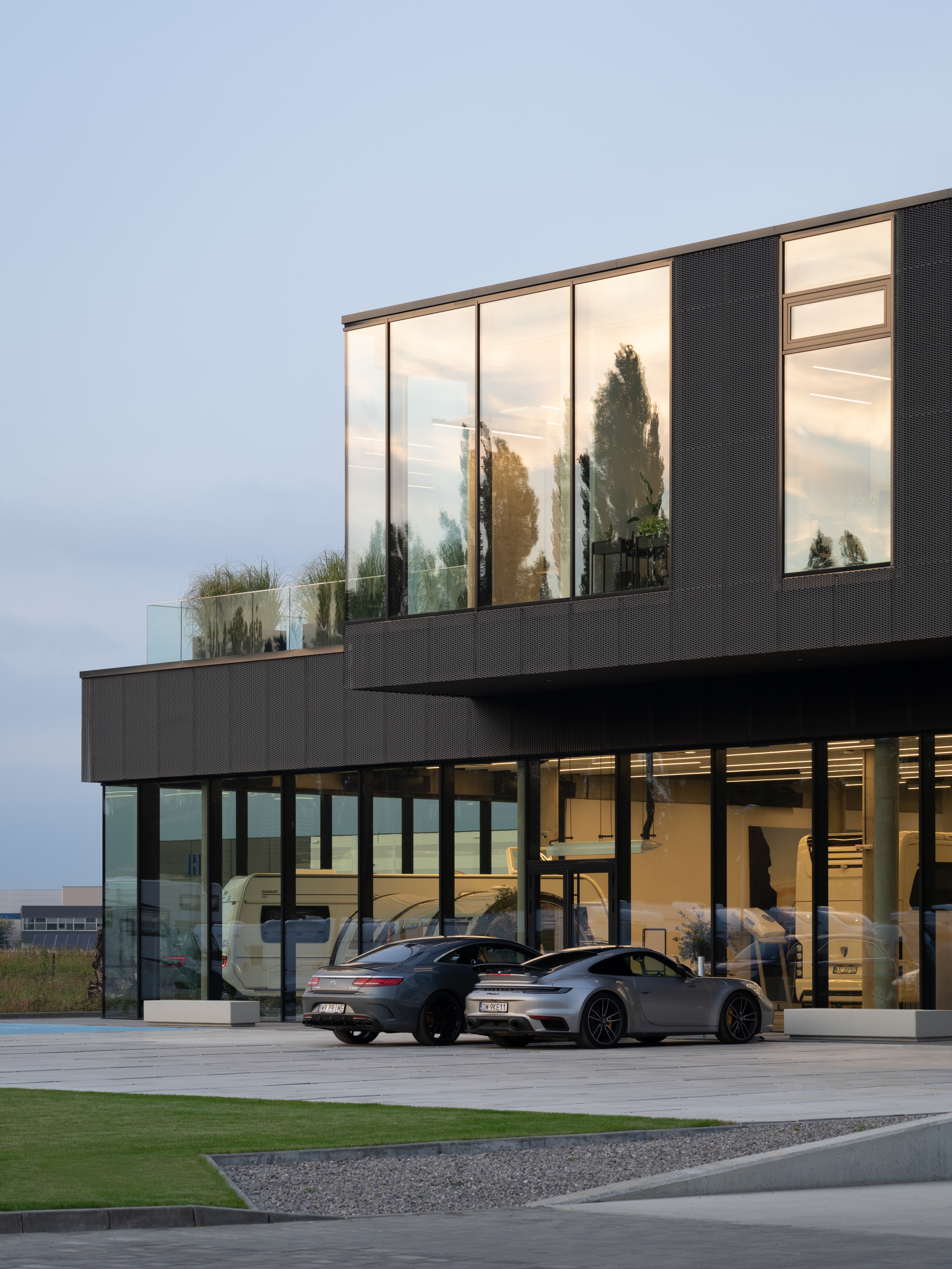 2NEverpol 展示存储设施丨STARUŃ WANIK ARCHITECTS-21