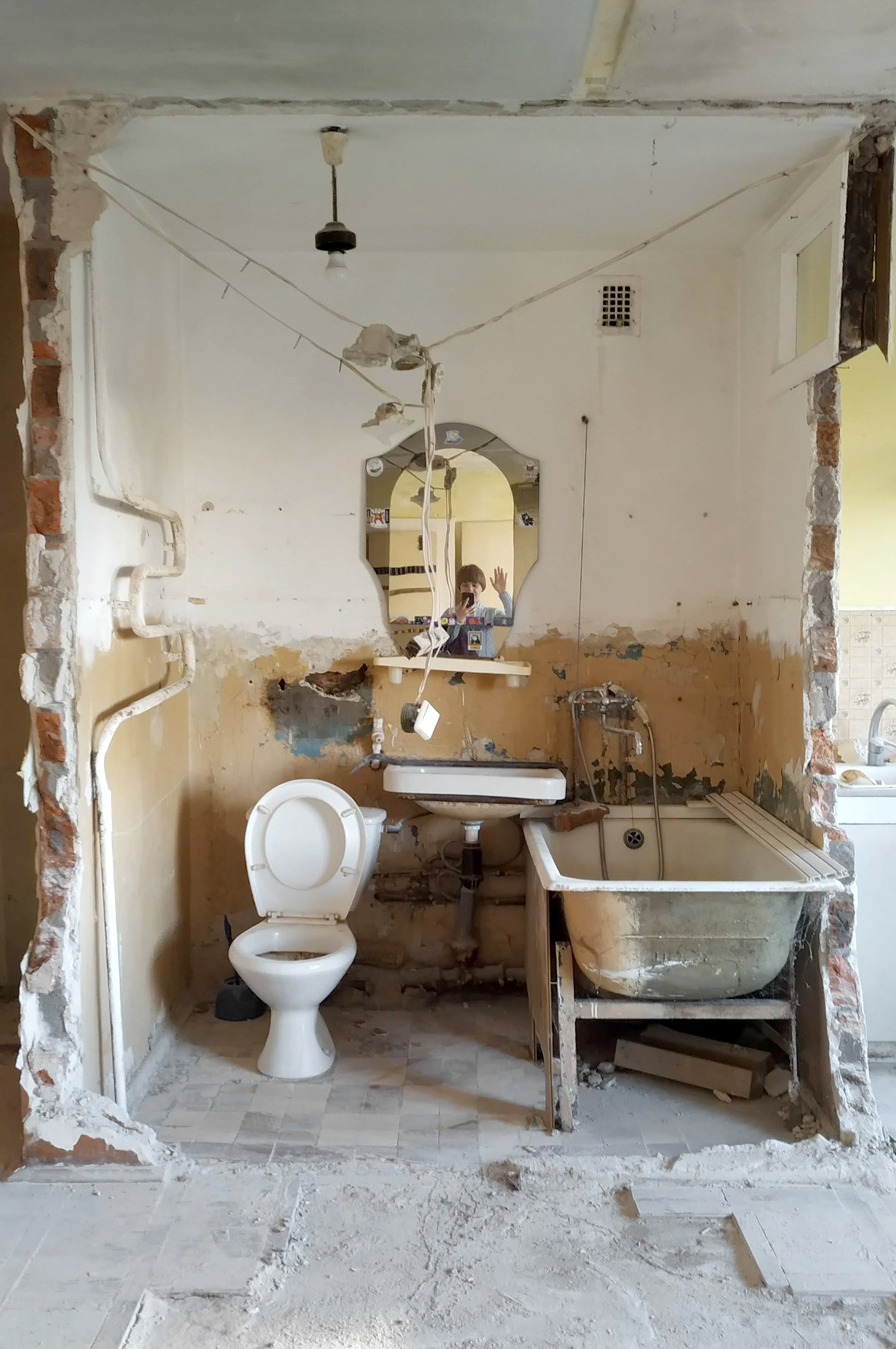 若ZOZULKA为特定人名、地名或品牌名等专有名词，通常可直接音译为佐祖尔卡  丨乌克兰利沃夫丨Iryna Bilohan-55